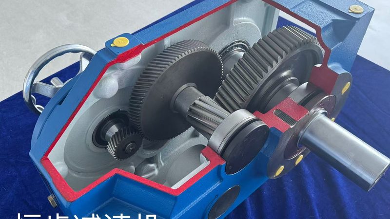 摩托车链轮价格之谜：揭秘一套链轮的定价因素